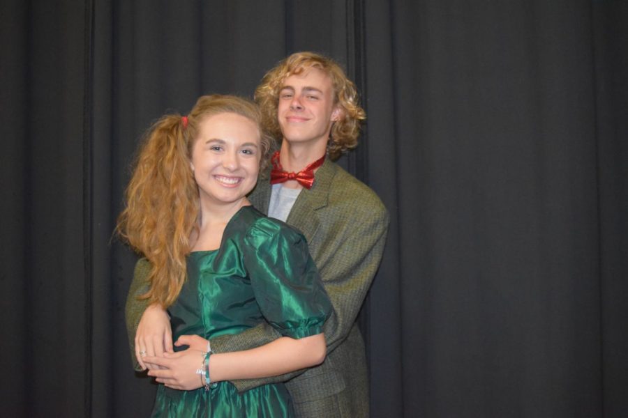 Sophomores Mariah Boyd and Graham Hammond pose for a cute but awkward prom picture. 