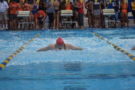 Mary Cornett was part of the Billie swim team who competed at the SAISD
South Side Natatorium on Nov. 15. The team had several personal bests and
placed first overall. Five of the swimmers with qualifying times went on to
compete at TISCA on Nov. 30 and Dec. 1.
