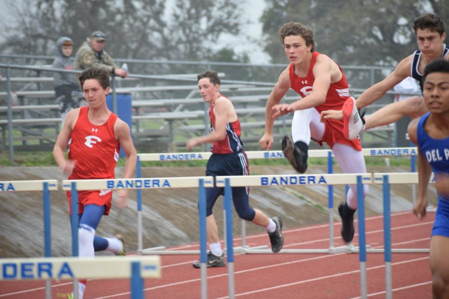 Boys Track Dominates at Canyon Lake Meet 